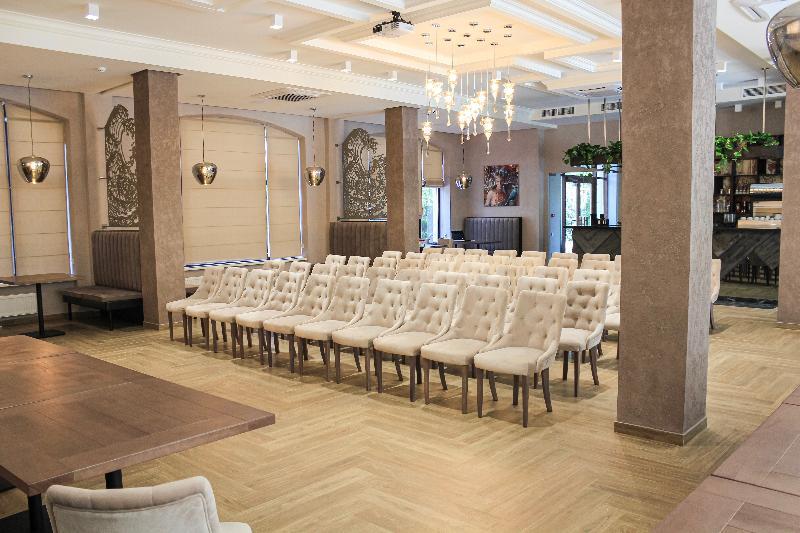 Hotel Redling 4*